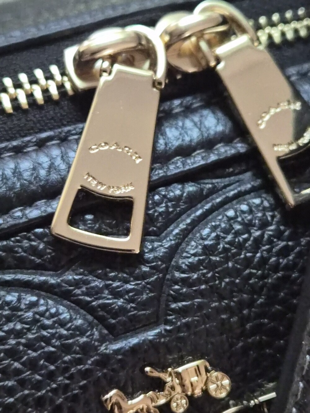 Coach CEW02 Rowan Large Satchel Black Signature Leather, Gold Hardware - Picture 4 of 9